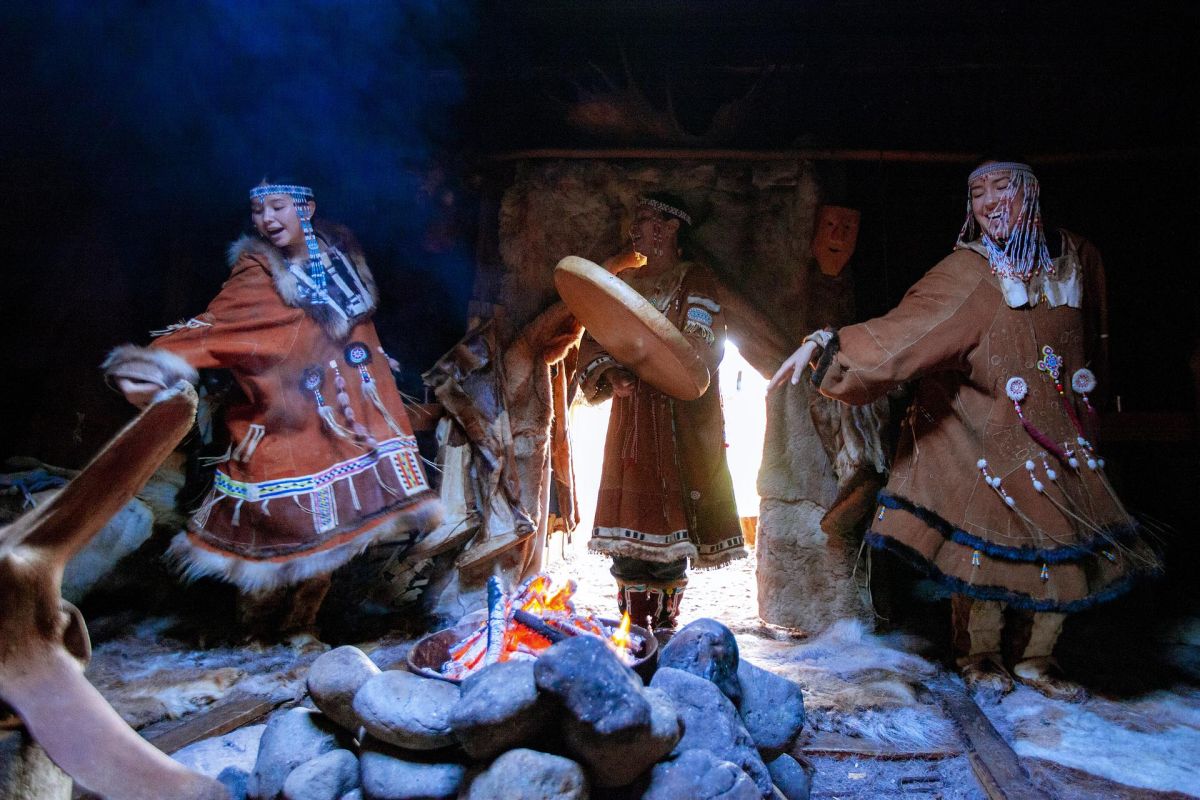 Этническая экскурсия. Купание в Зеленовских озерках