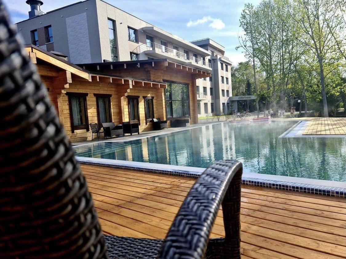 Размещение по программе: SPA-отель Спутник-Камчатка 4*, гостевой дом, 2 ночи в палатке, отель 3*