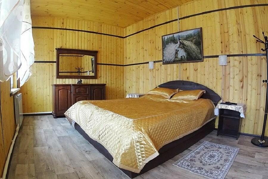 Размещение по программе: гостевой дом, 2 ночи в палатке, гостевой дом