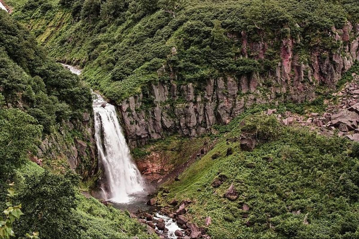 Свидание с Камчаткой в ИЮНЕ (комбинированный тур на внедорожниках, без палаток и восхождений)