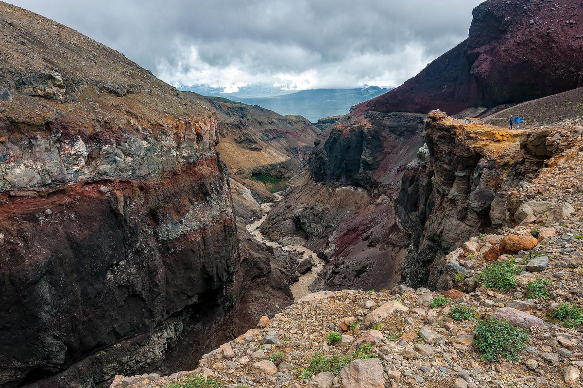 Джип-тур с восхождением на вулкан Горелый