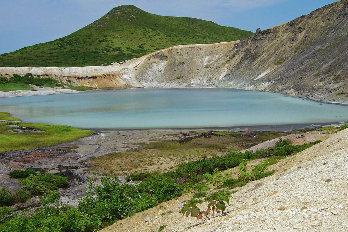 Вулкан Головнина