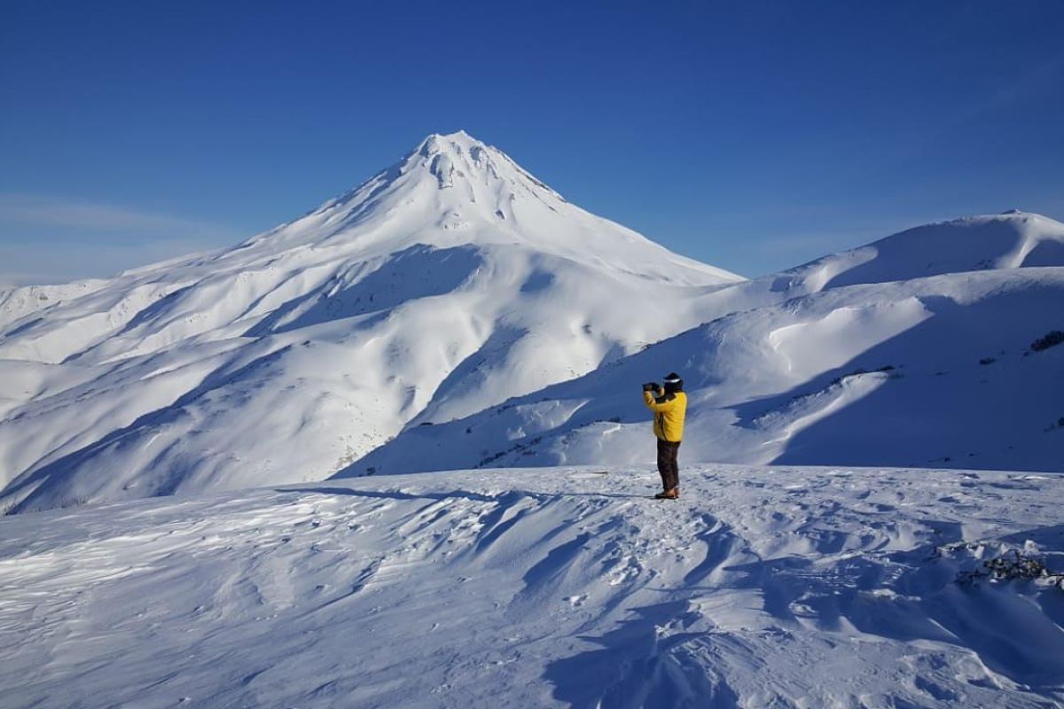 Вся мощь вулканов. Снегоходный тур повышенной комфортности.