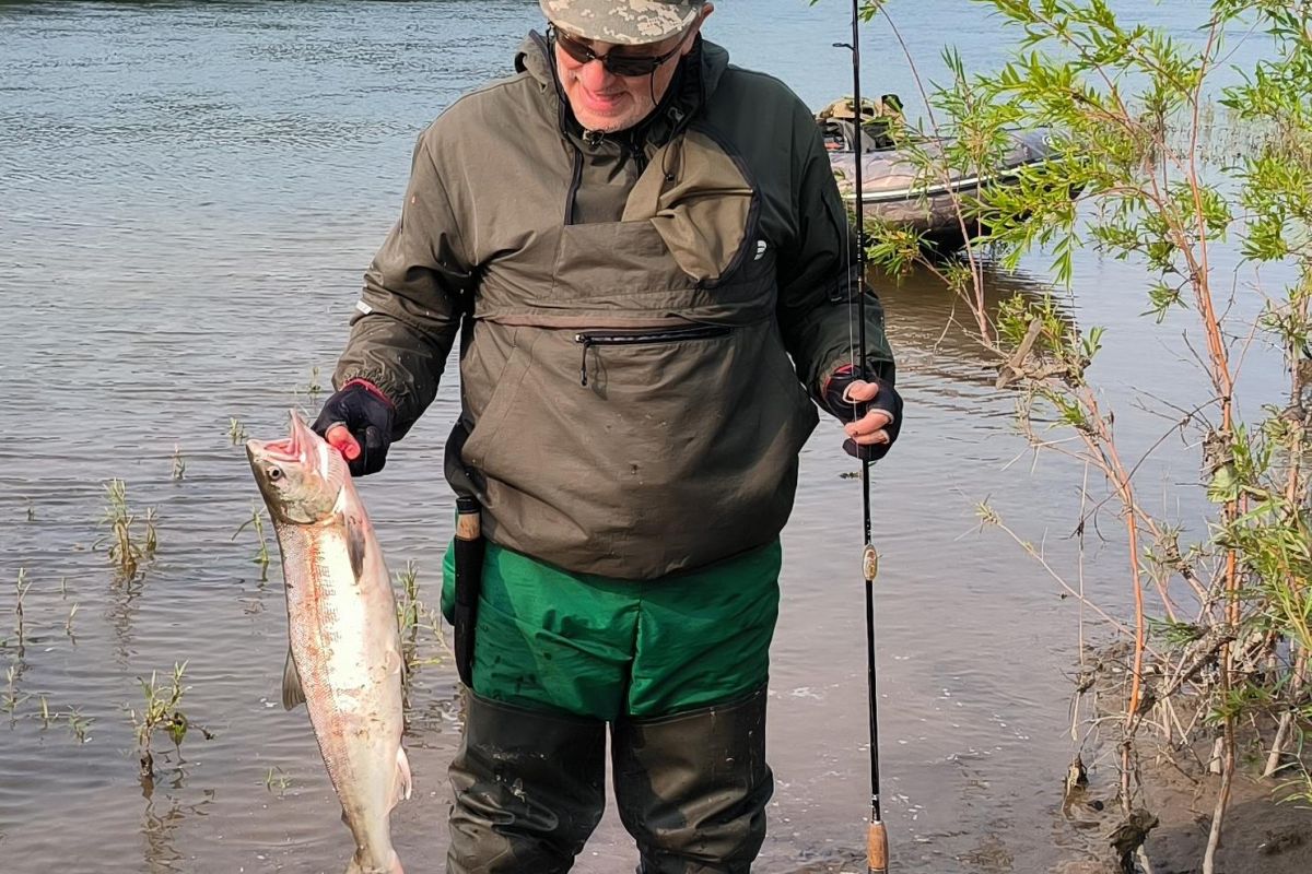 Озеро Красное – трофейная рыбалка в центральной Чукотке
