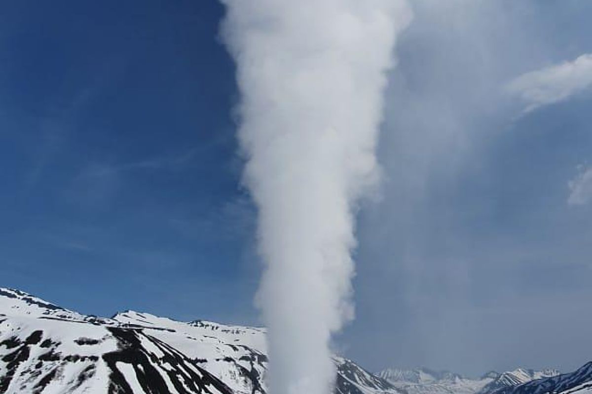 На снегоходах к Дачным термальным источникам (Мини долина гейзеров), 1 день