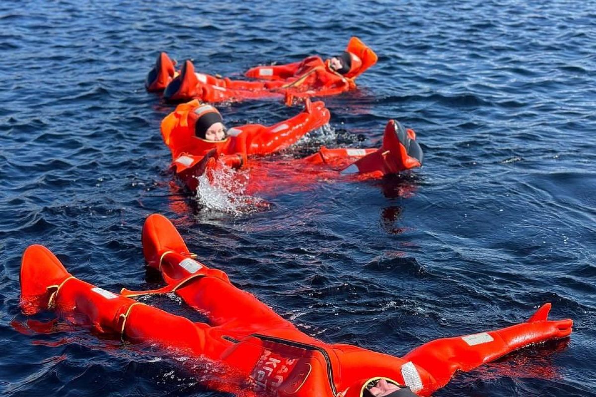 В Мурманске весна: Териберка - пешая прогулка