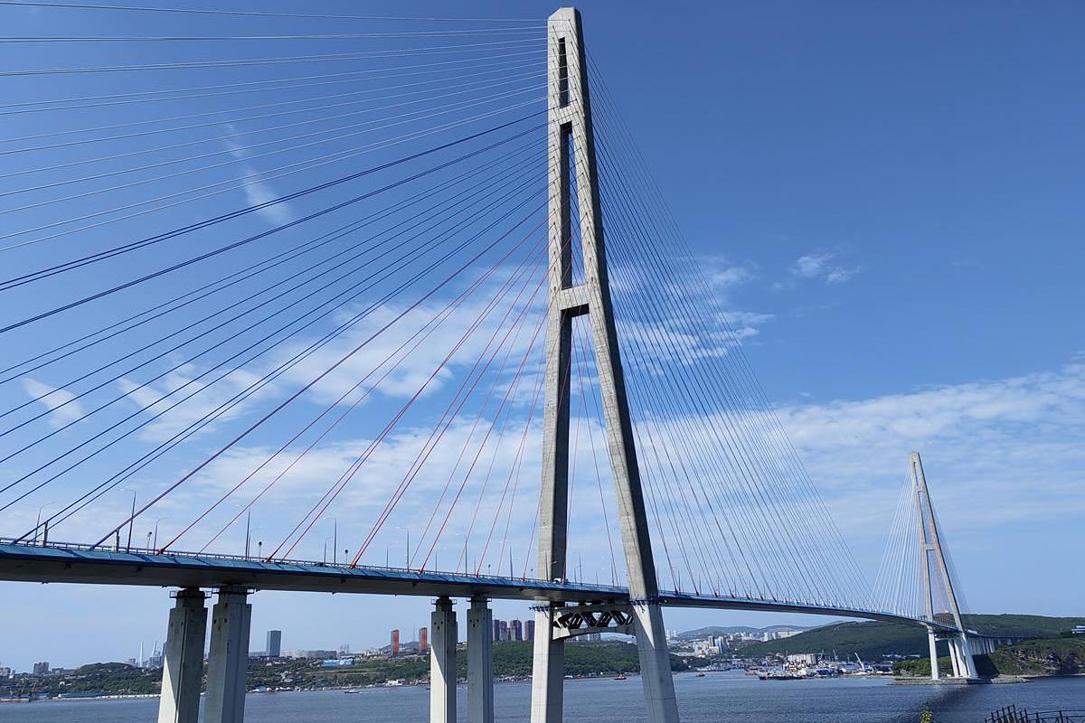 Экскурсия на остров Русский