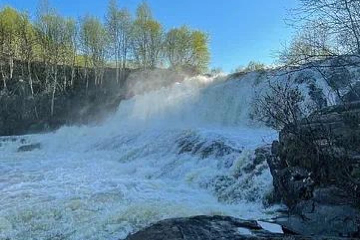 Водопады Кольского полуострова