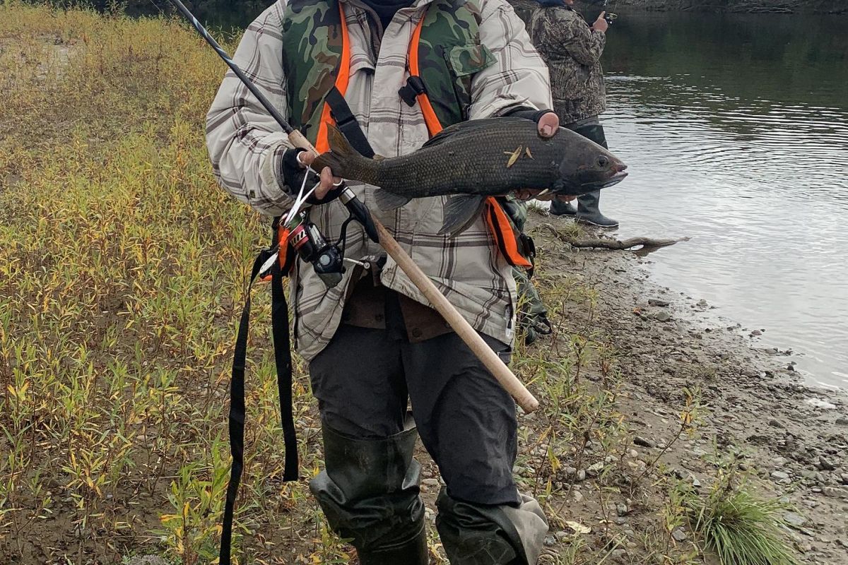 Озеро Красное – трофейная рыбалка в центральной Чукотке