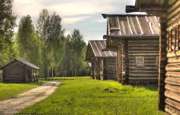 Экскурсия в "Малые Корелы" и музей АВК