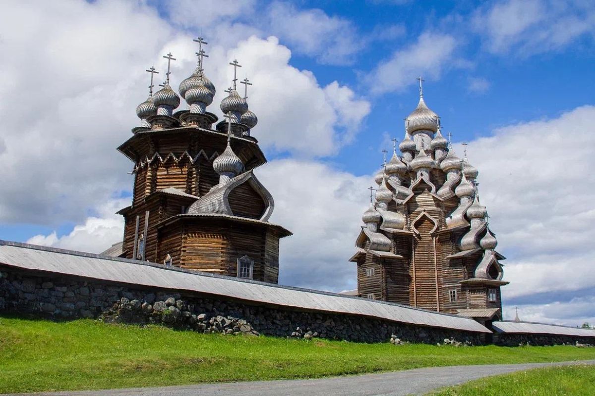 «ГРАНД-ТУР ПО КАРЕЛИИ + Соловки 3 дня» 2026