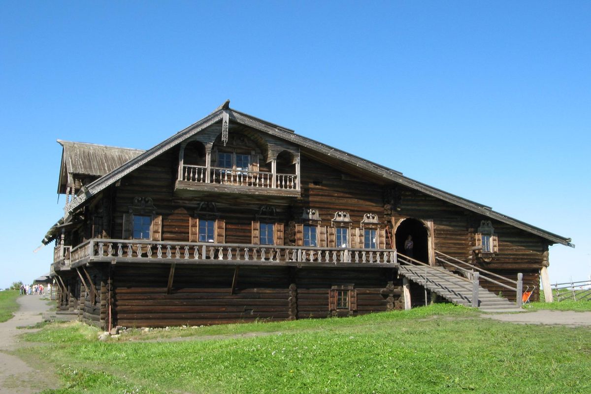 Тур "ГРАНД-ТУР ПО КАРЕЛИИ + Соловки 1 день", 2026