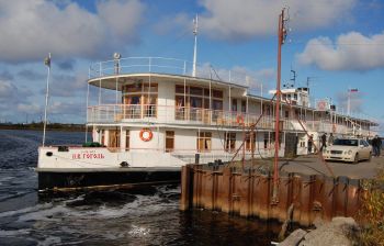 Ночное ретро-путешествие на колесном пароходе "Н.В.Гоголь"