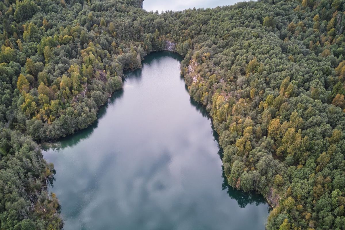 Жемчужина Приладожья: Ладожские шхеры, Сортавала, водопад Белые Мосты (Юканкоски)