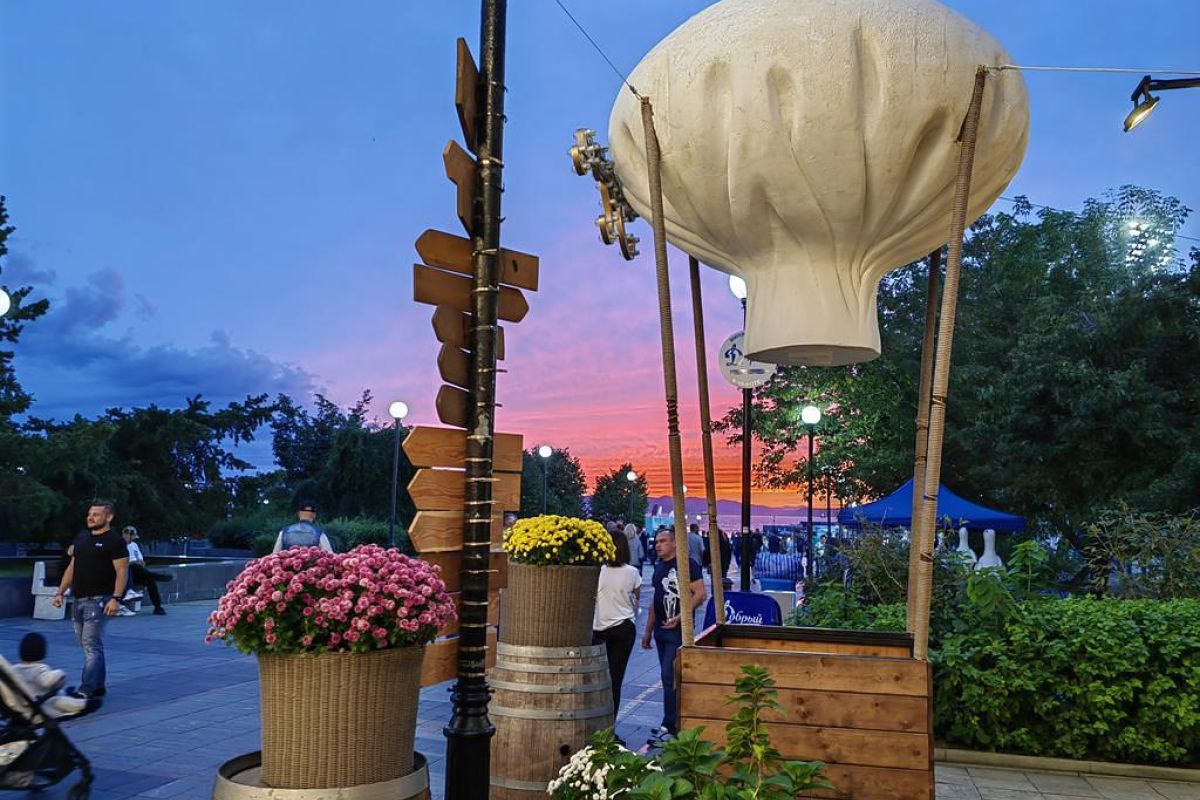 Тур "Лотосы и море"