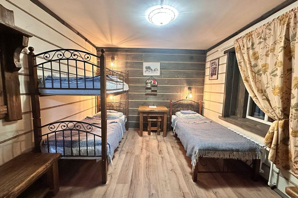 Весенний тур «Мир. Труд. Поча.»