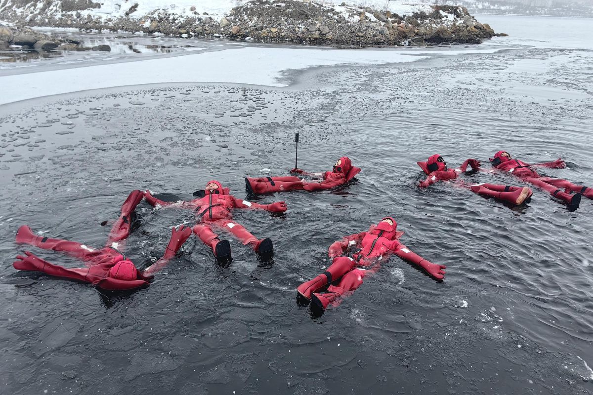 Айс Флоатинг (зима)