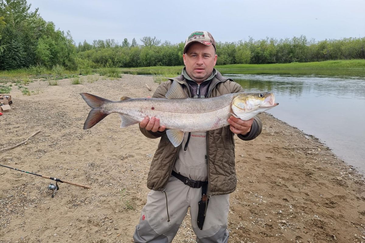 Озеро Красное – трофейная рыбалка в центральной Чукотке