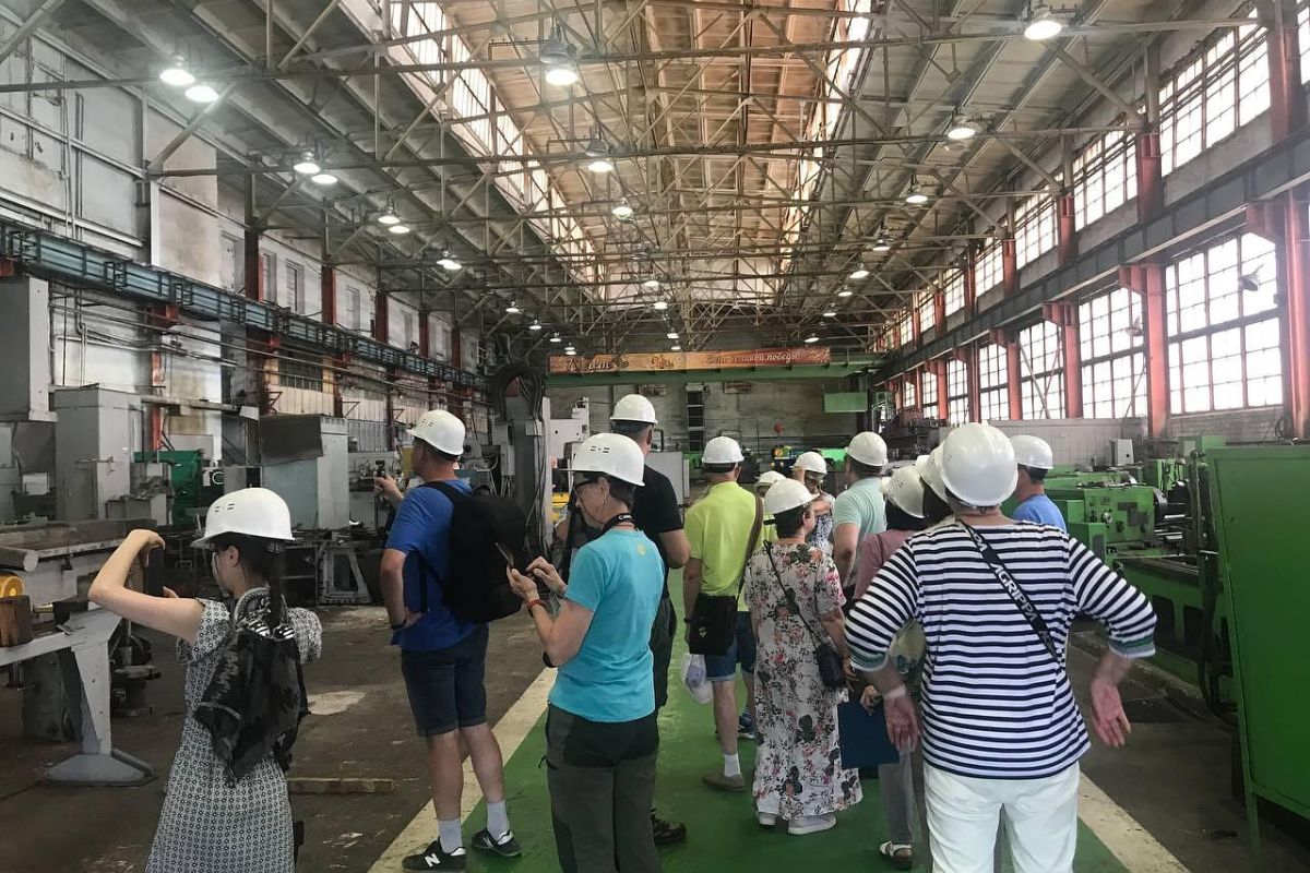 Экскурсия на Судостроительный завод