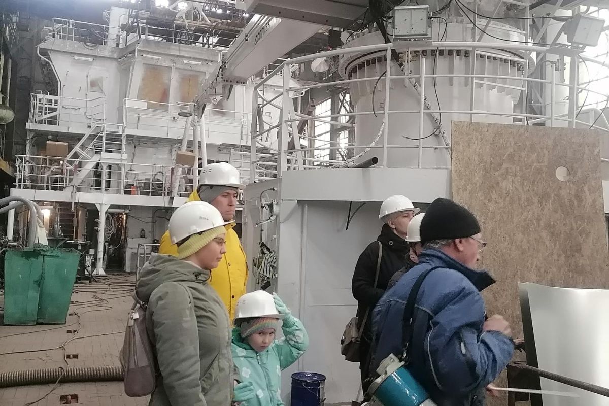 Экскурсия на Судостроительный завод