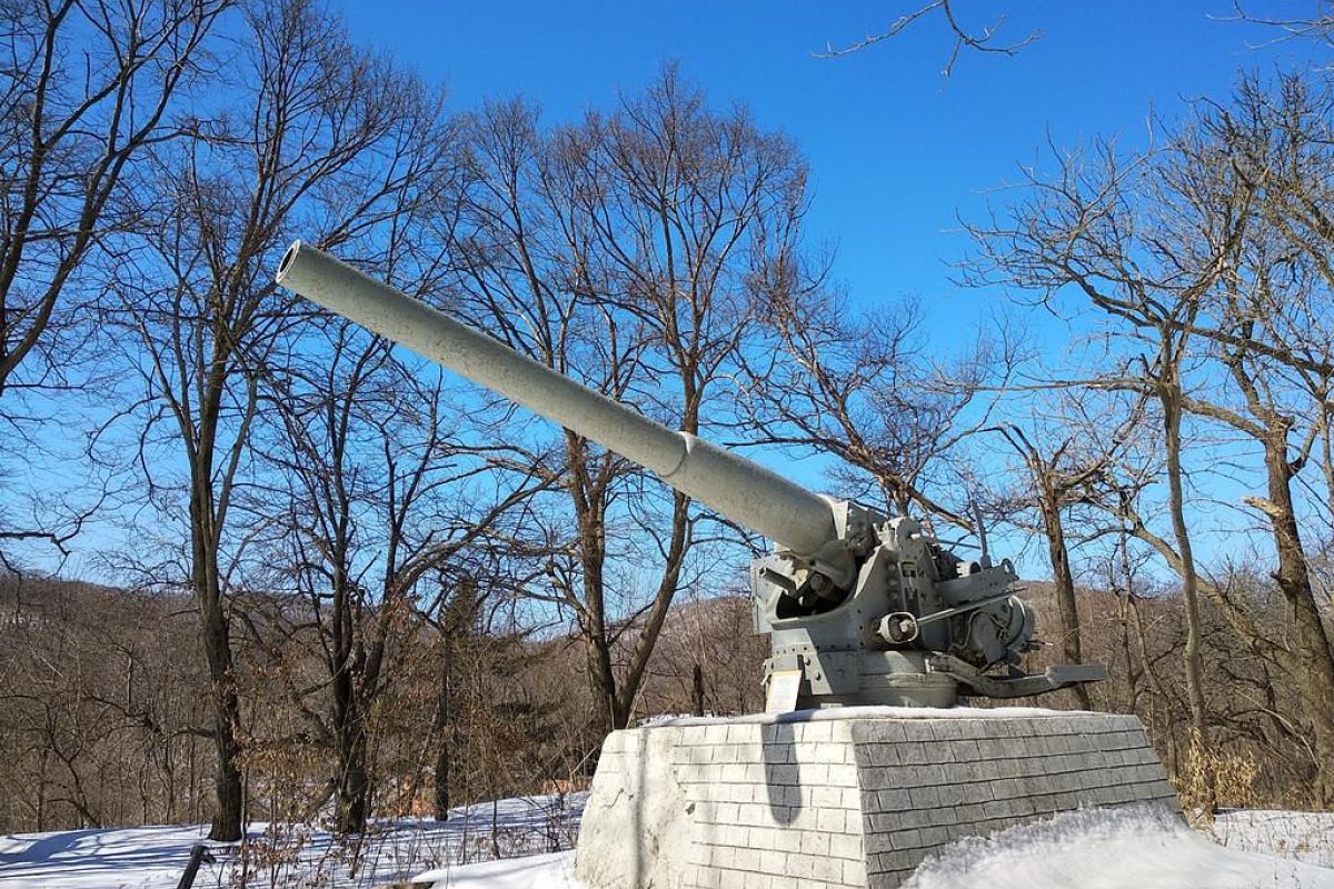 Вокруг острова Русский