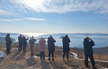 Вокруг острова Русский