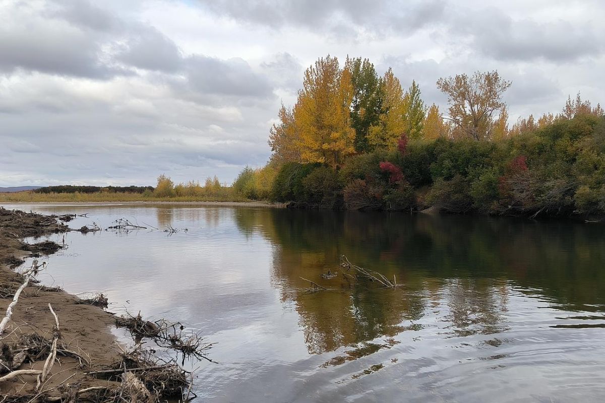 Озеро Красное – трофейная рыбалка в центральной Чукотке
