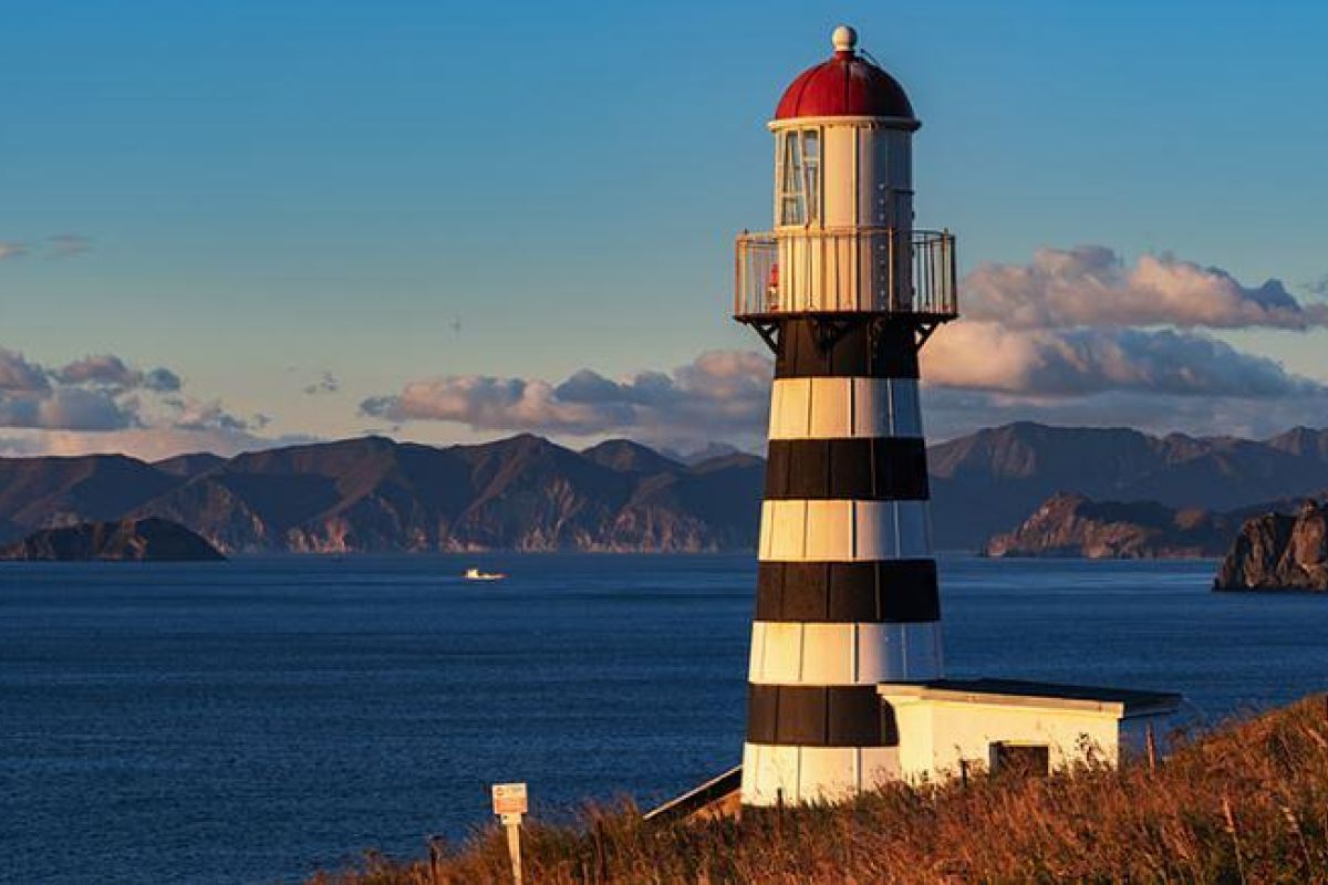 Джип-тур на мыс Маячный, скалы «Три Брата»