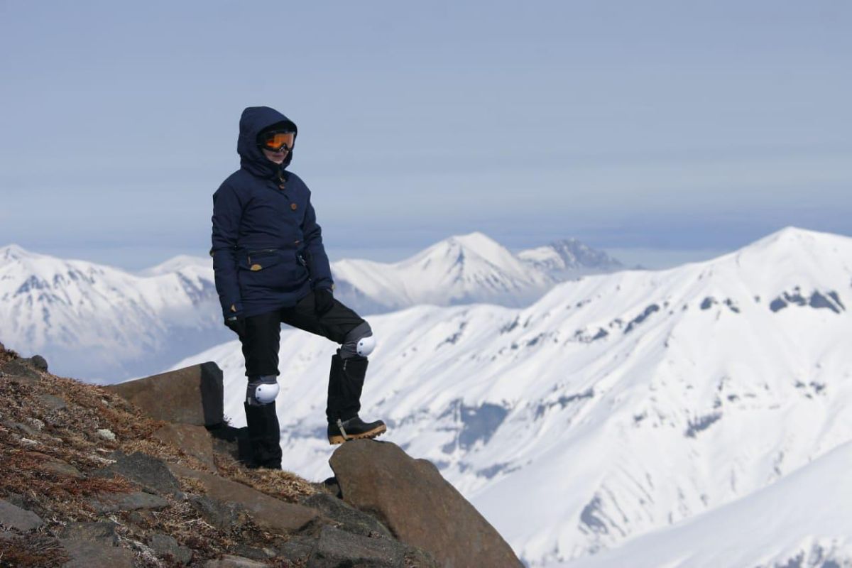 Вся мощь вулканов. Снегоходный тур повышенной комфортности.