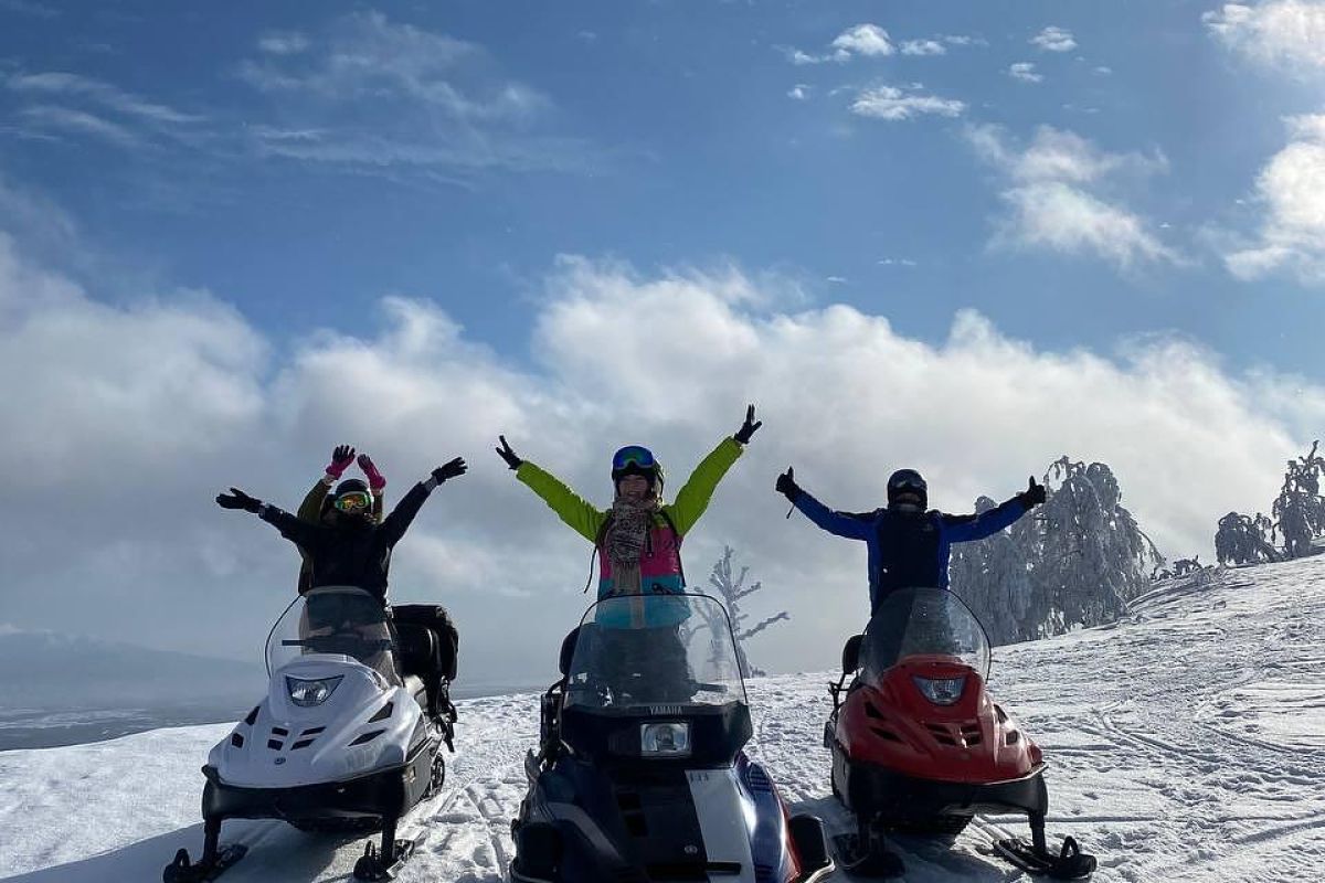 Сафари на снегоходах. Зимний Сахалин.